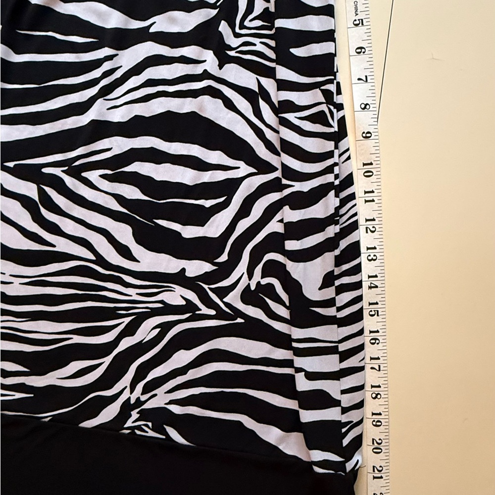 Notations Black And White Zebra Pattern Dress - image 4